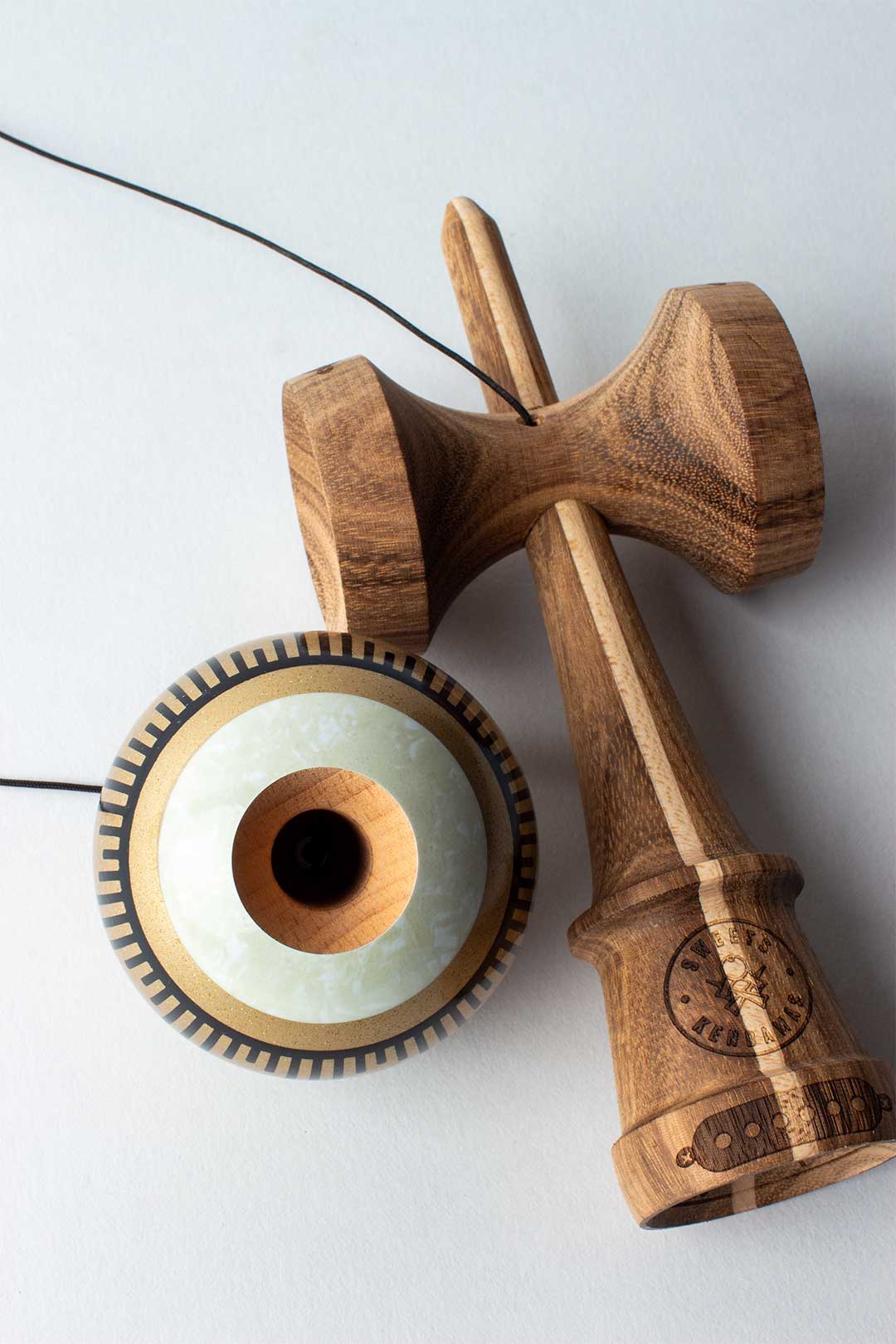 Sweets Kendamas Signature Model Boogie T Gold - AMPED