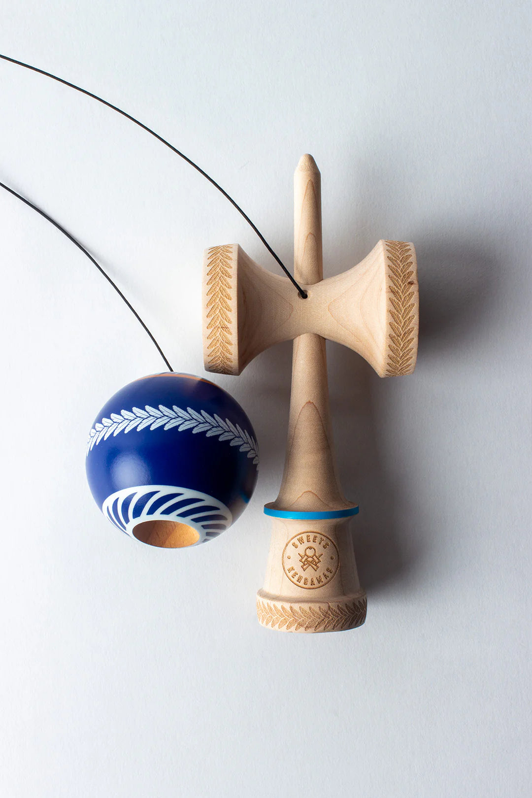 Sweets Kendamas Lab Custom - V35 - Raven
